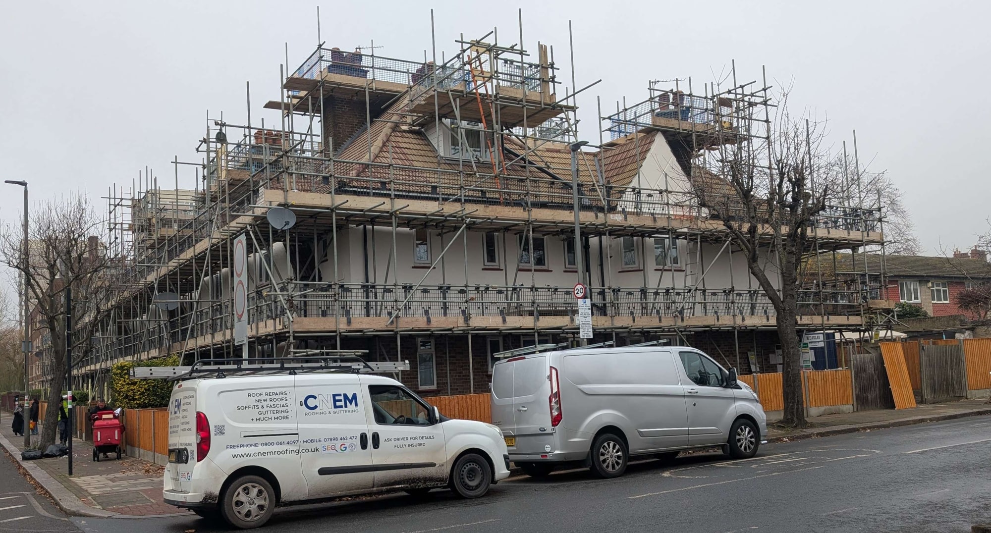 CNEM Roofers London
